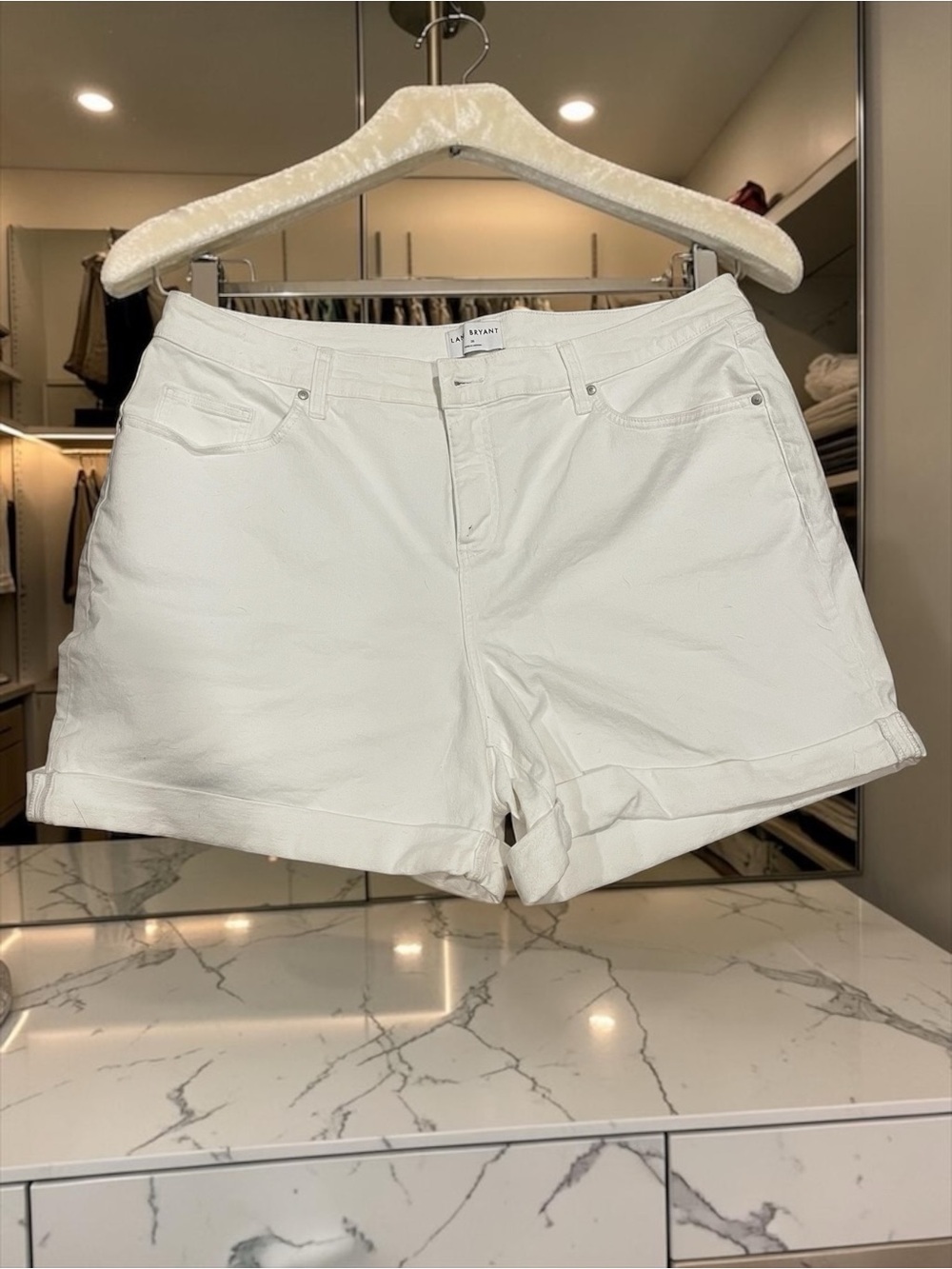 Lane Bryant Womens White Denim Shorts Mid Rise Cuffed Stretch Plus Size 20